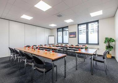 Business Center / Coworking-Space + Conference Center München-City